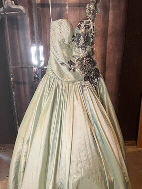 XCite NWT Jade Green Formal Dress